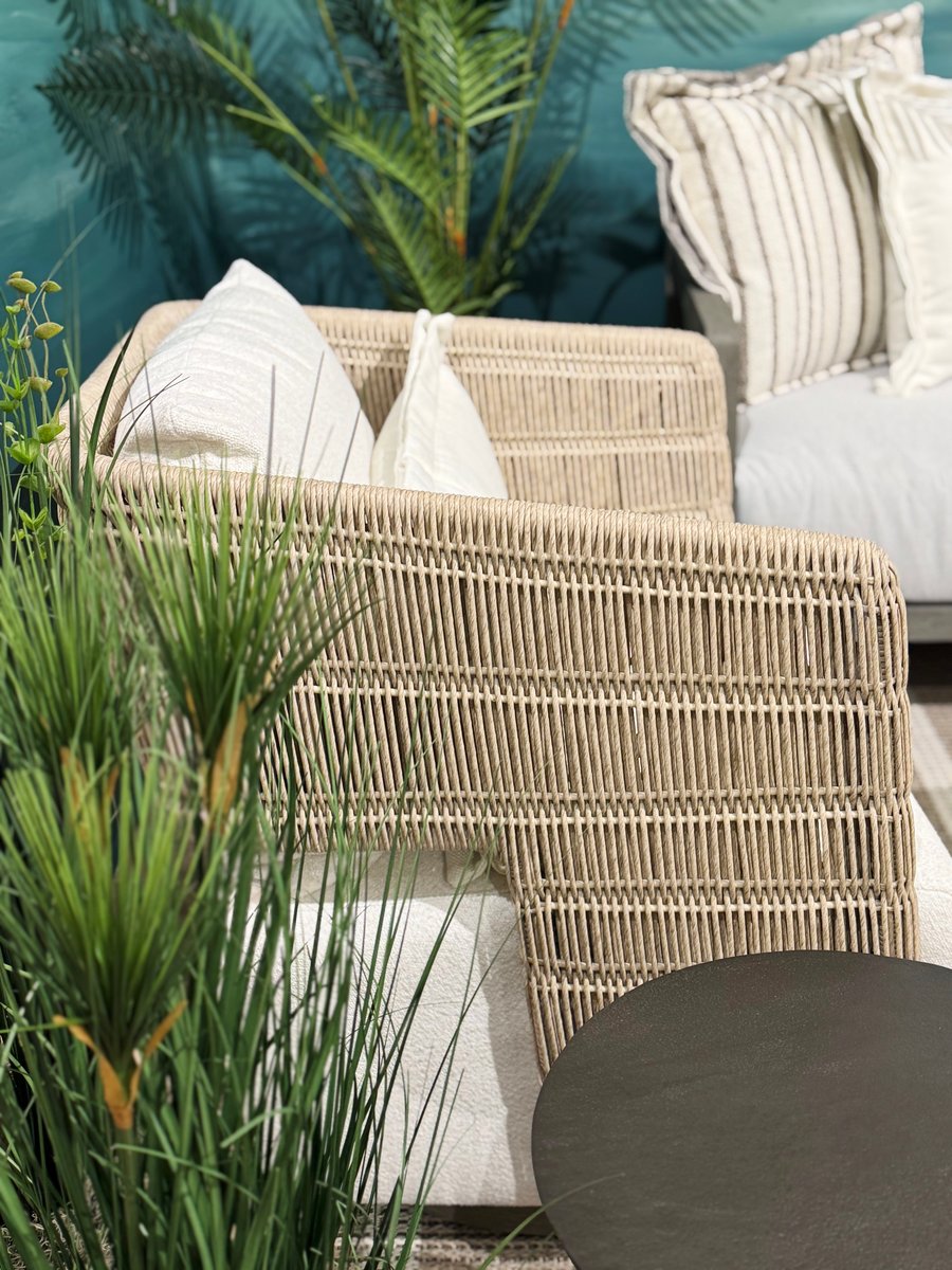 Bernhardt Exteriors at Casual Market