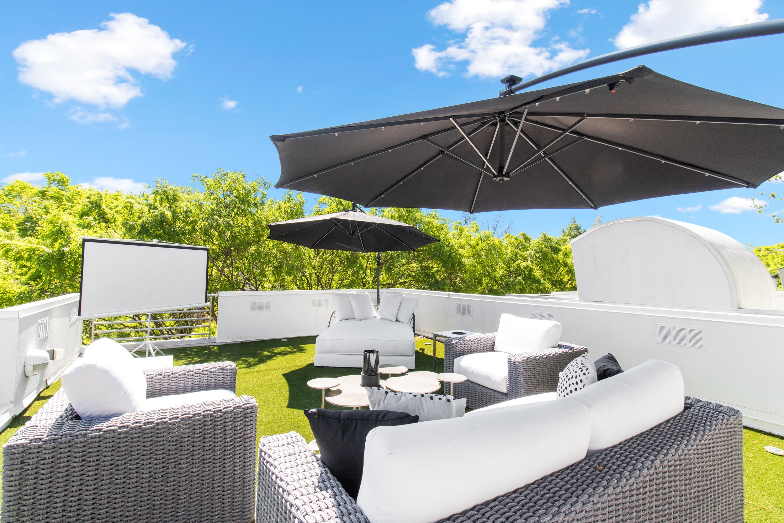Just Q Williams Designs with Bernhardt Exteriors