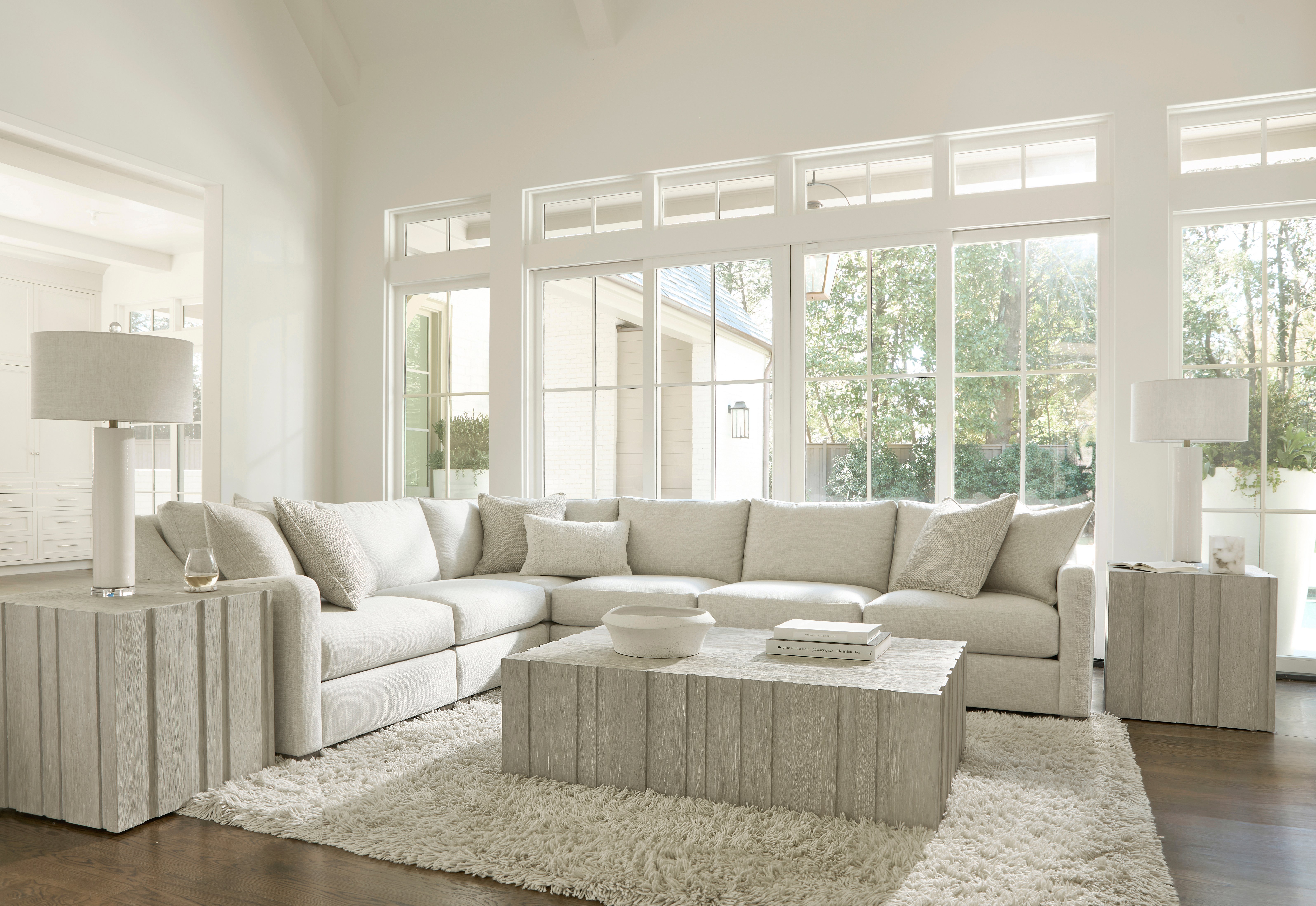 With architectural lines, textured metals, and a warm palette, Bernhardt’s Tempo collection is structured, modern, and effortlessly refined.