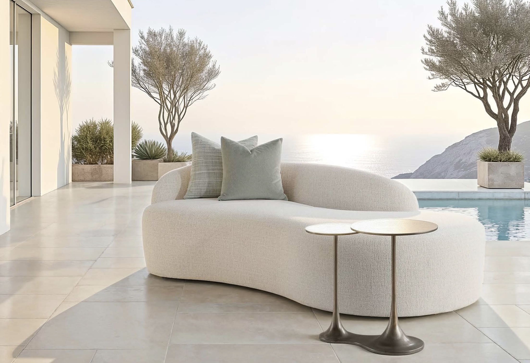O2738 ALURA OUTDOOR SOFA, X04158 CERCHI OUTDOOR ACCENT TABLE